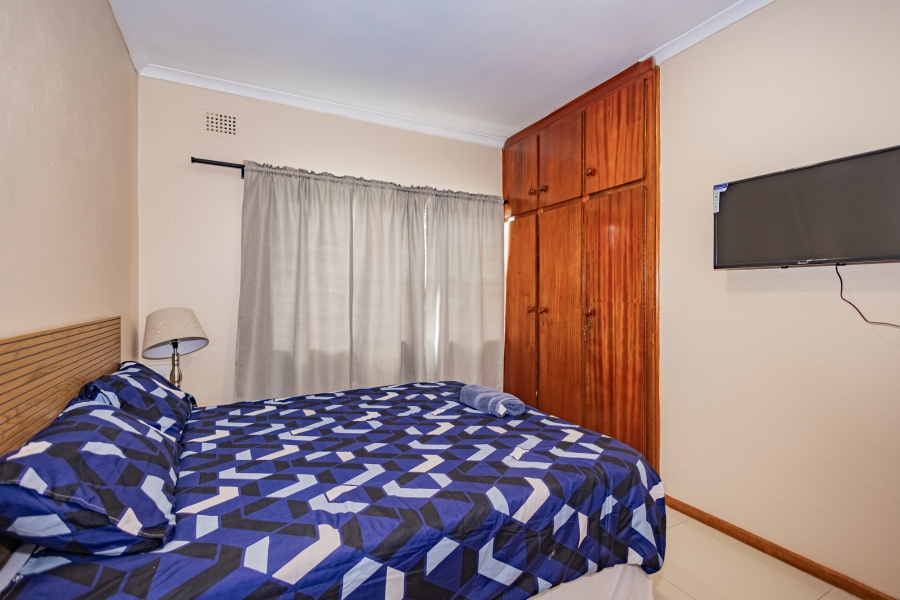 7 Bedroom Property for Sale in Parow Valley Western Cape
